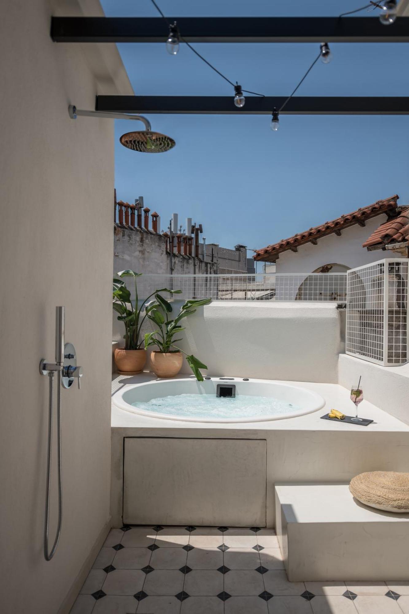 72 Ad Suites Salonic Exterior foto